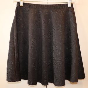 Black detailed skater skirt